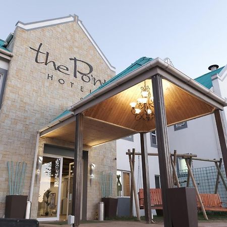 The Point Hotel & Spa Мозел Бей Екстериор снимка