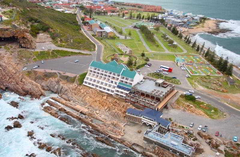 The Point Hotel & Spa Мозел Бей Екстериор снимка
