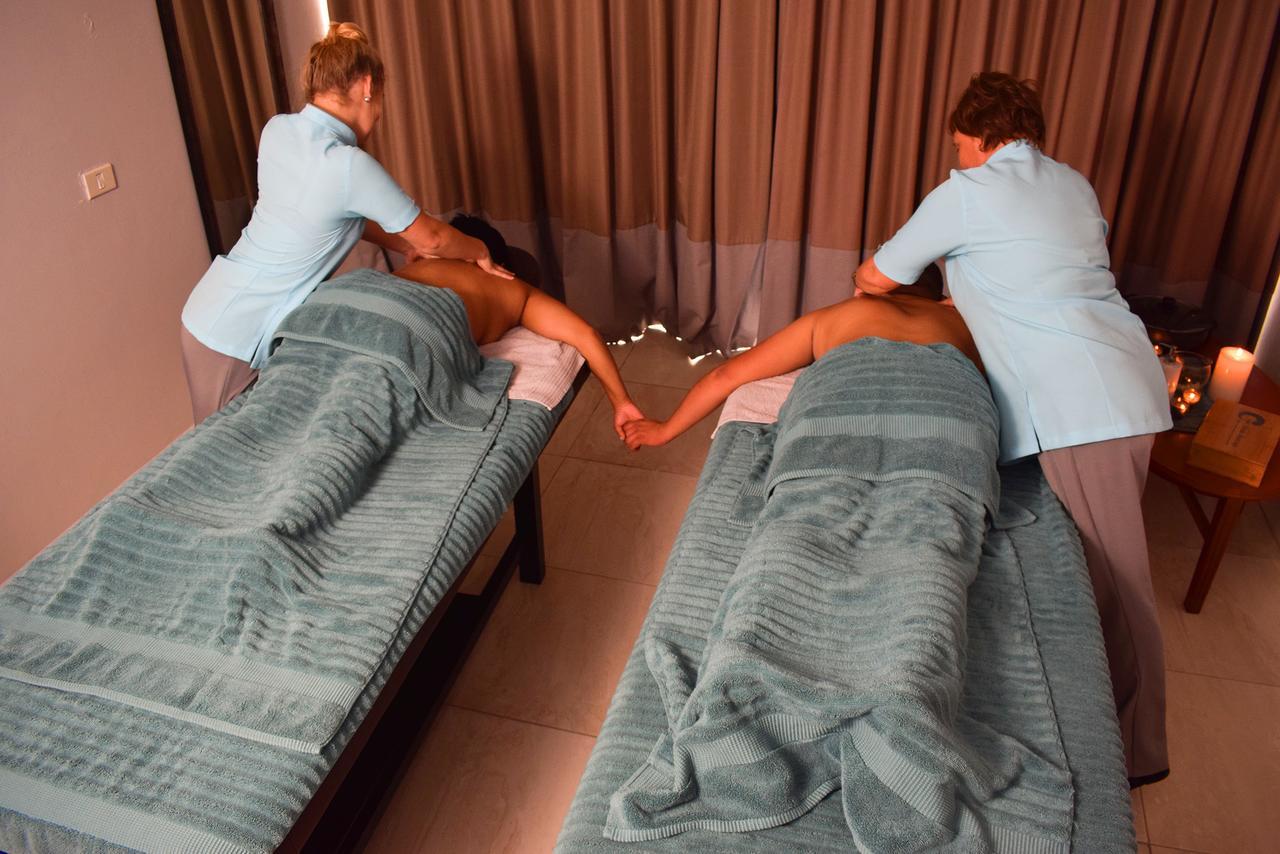 The Point Hotel & Spa Мозел Бей Екстериор снимка